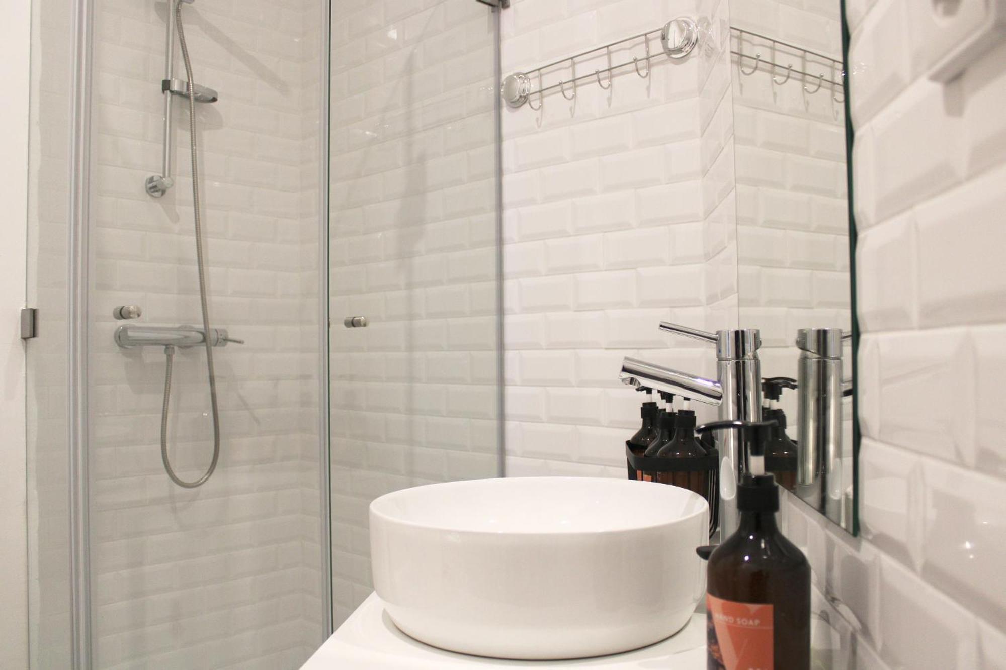 Modern Flat Near Trindade By Lovelystay Porto Kültér fotó